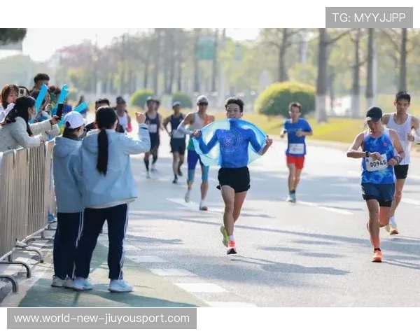 运动员奋斗瞬间：坚持到底的“燃情表现”！