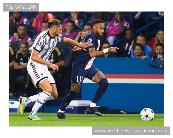 布雷默禁区内力压对手,头球将皮球顶入球门左角